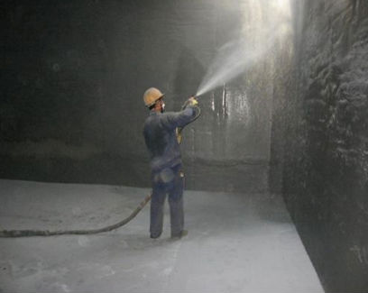 聚脲設備噴涂施工中常出現(xiàn)的質(zhì)量通病及防治