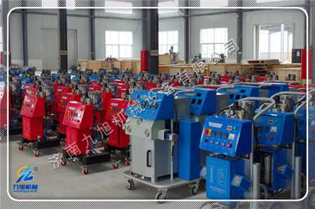 淺談聚脲噴涂采用反應(yīng)噴射成型的優(yōu)勢有哪些呢?